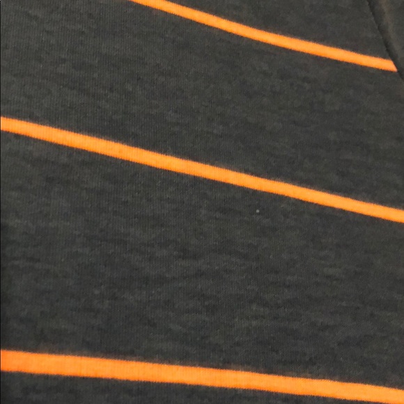 LulaRoe Classic T - Picture 2 of 3